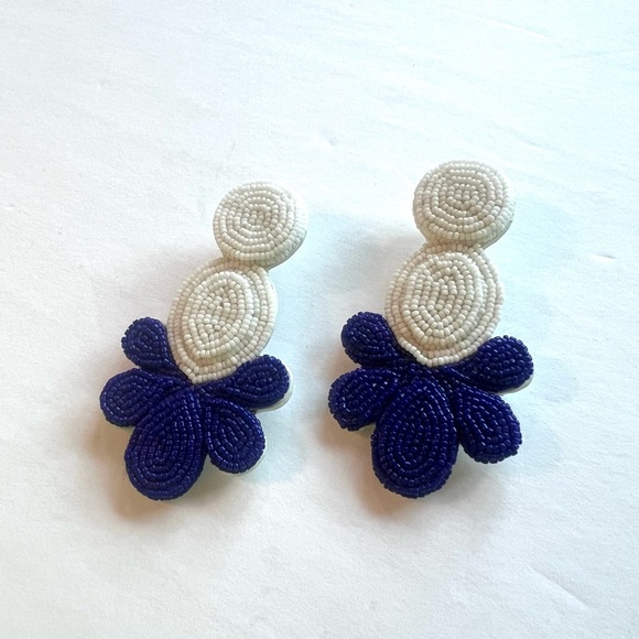 J. Crew Blue and Cream Beaded statement Earrings floral design handmade nwt - Picture 5 of 6